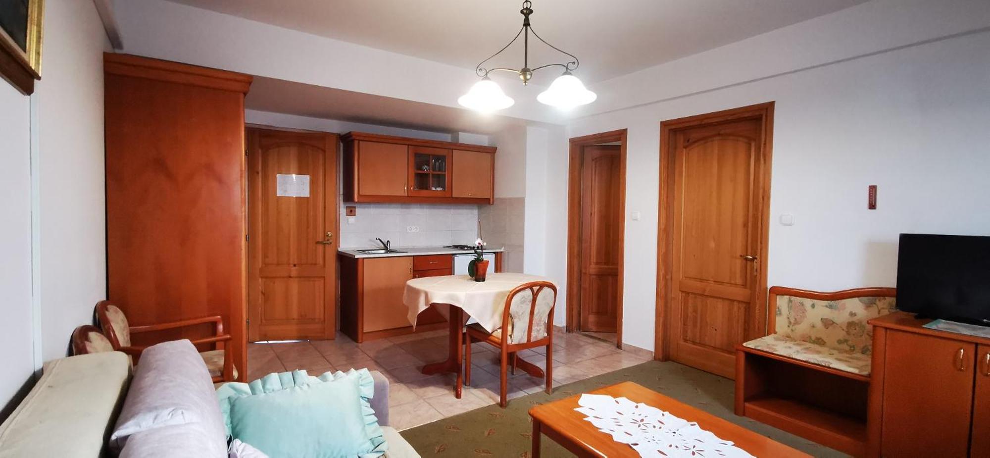Agnes Hotel Heviz Bagian luar foto